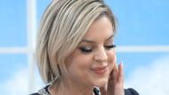 Maxie happily applied some skin cream | Image: ABC